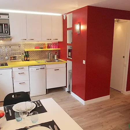 Apartment Canal Saint Martin, Rue Des Vinaigriers