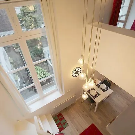 Apartment Canal Saint Martin, Rue Des Vinaigriers *